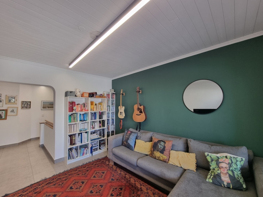 3 Bedroom Property for Sale in Waves Edge Western Cape